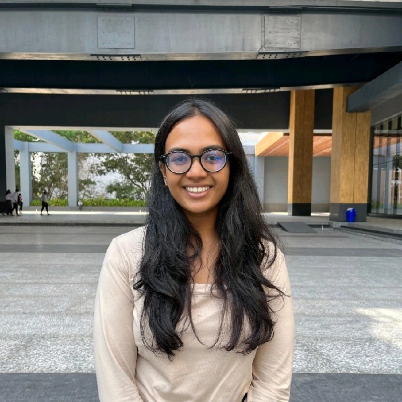 Spoorthi Shetty photo